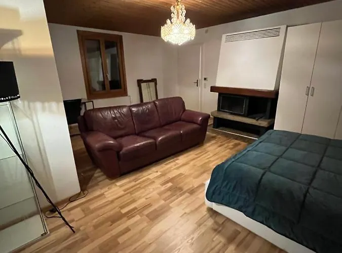 Gæstehus Private For Long Term Rent 1000-1200chf Per Month *