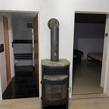 招待所 Private For Long Term Rent 1000-1200chf Per Month